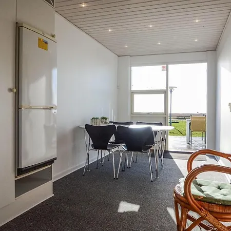 In W/ Wifi And 2 Bedrooms