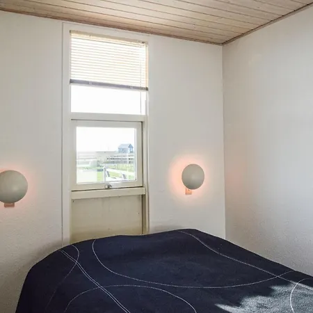In W/ Wifi And 2 Bedrooms